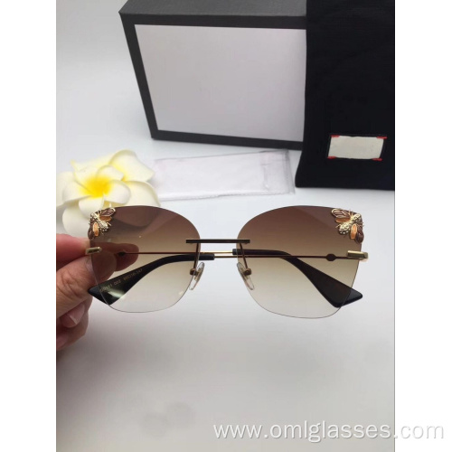 Classic Retro Oval Sunglasses For Female